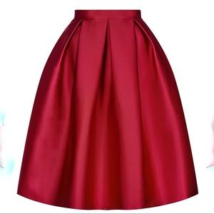 A line pleated skirt